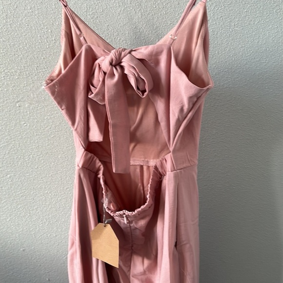 Pink tie back romper - Picture 3 of 5